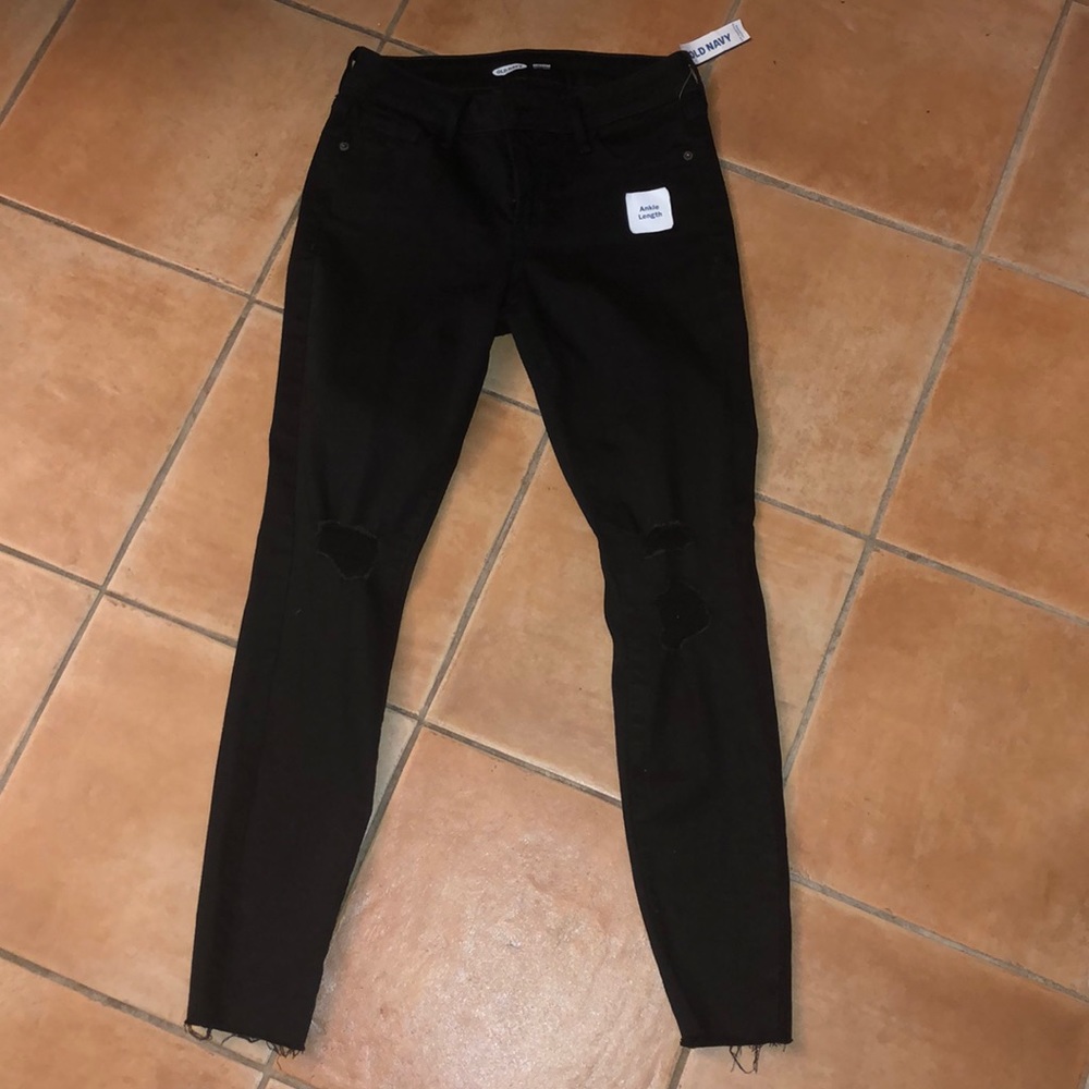 Old Navy skinny distressed rockstar jeans